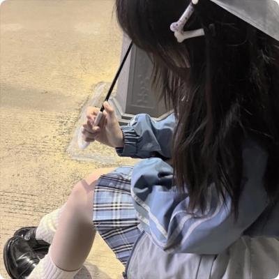 午夜下的刺花